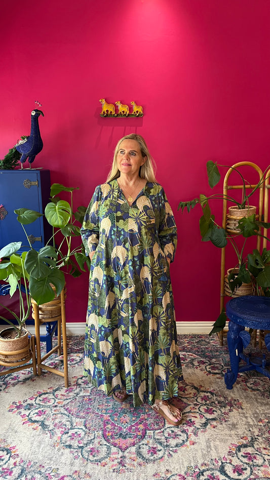 Cammy Anne - Blue  Mogul Peacock