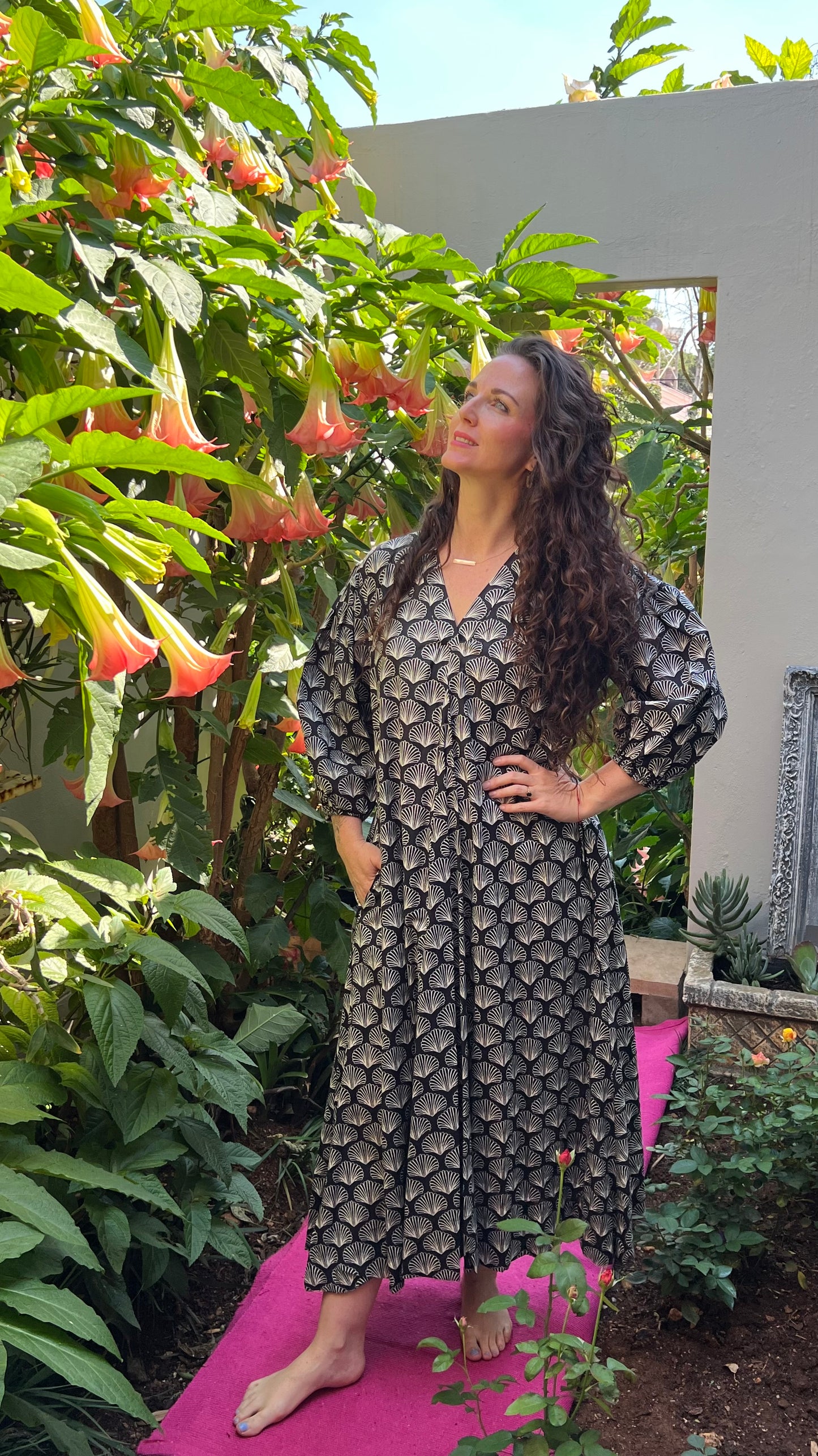 Nicolett Dress - Black Shells