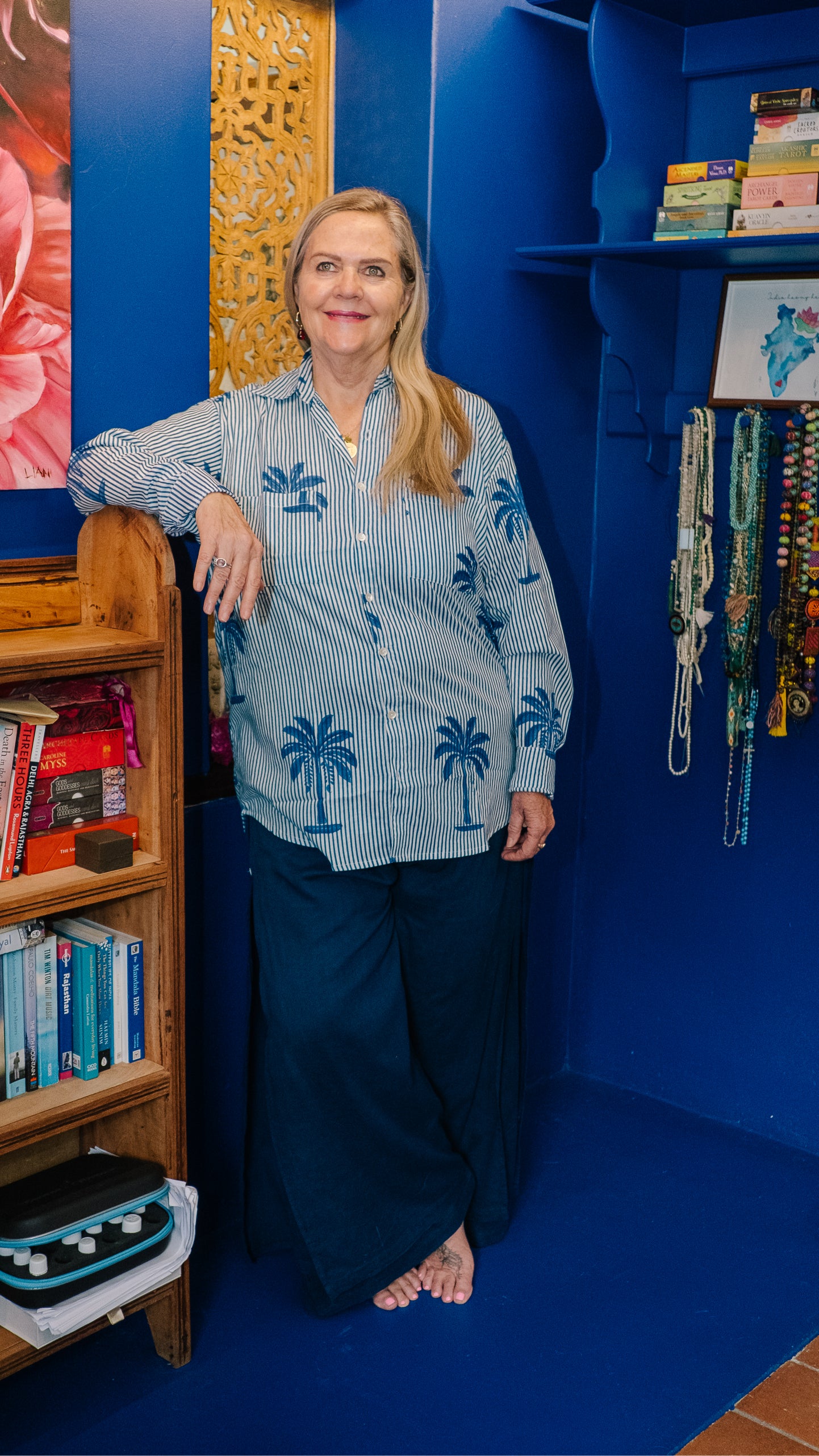 Beverley Blouse 2.0 - Royal blue pinstripe palm