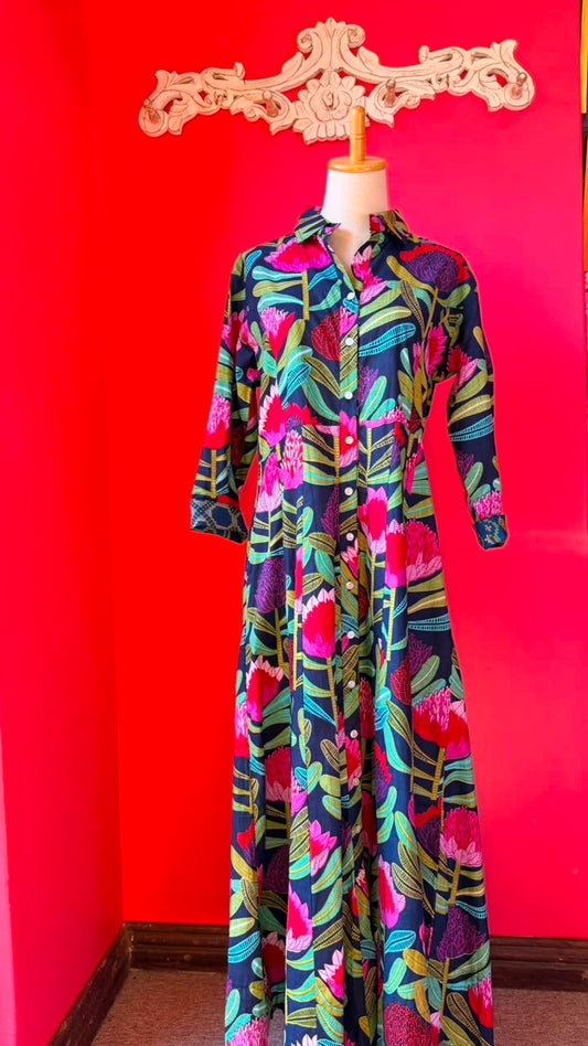 Sammy Joy 2.0 Navy Blue with Vibrant Red and Pink Proteas