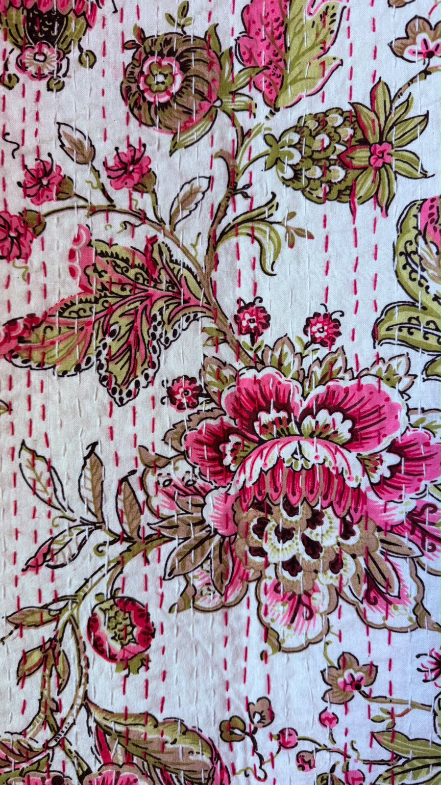 Off White with Classic Pink and Tan Flowers