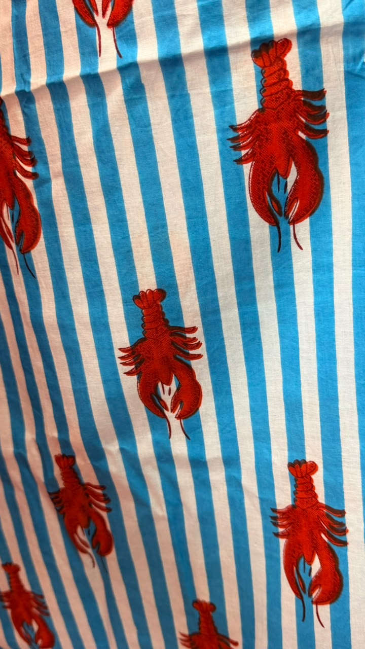 Homeware - Lobster Tablecloth with frilled Edges